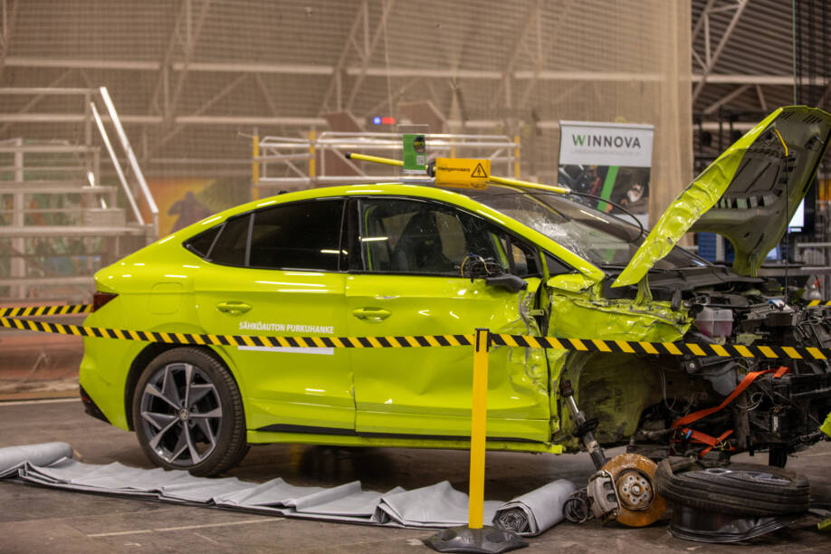 Sähköauton purkuhankkeen sähköauto.